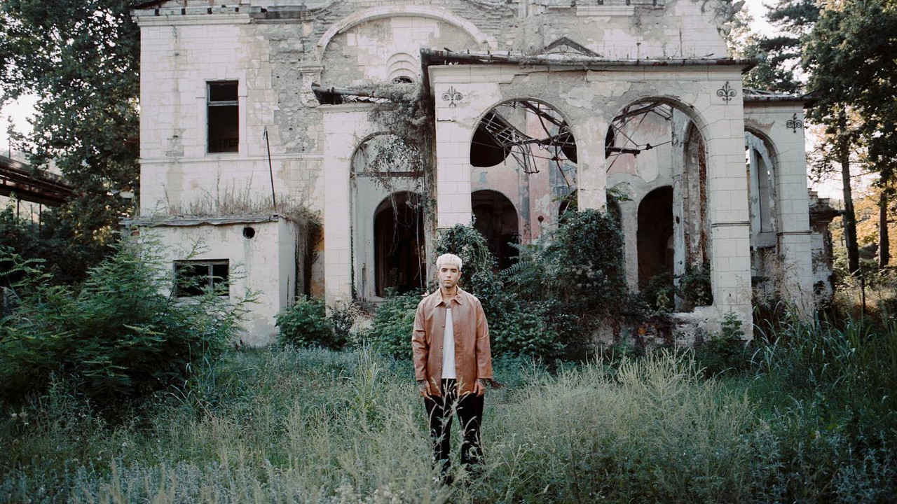 Please Come Back To Me backdrop