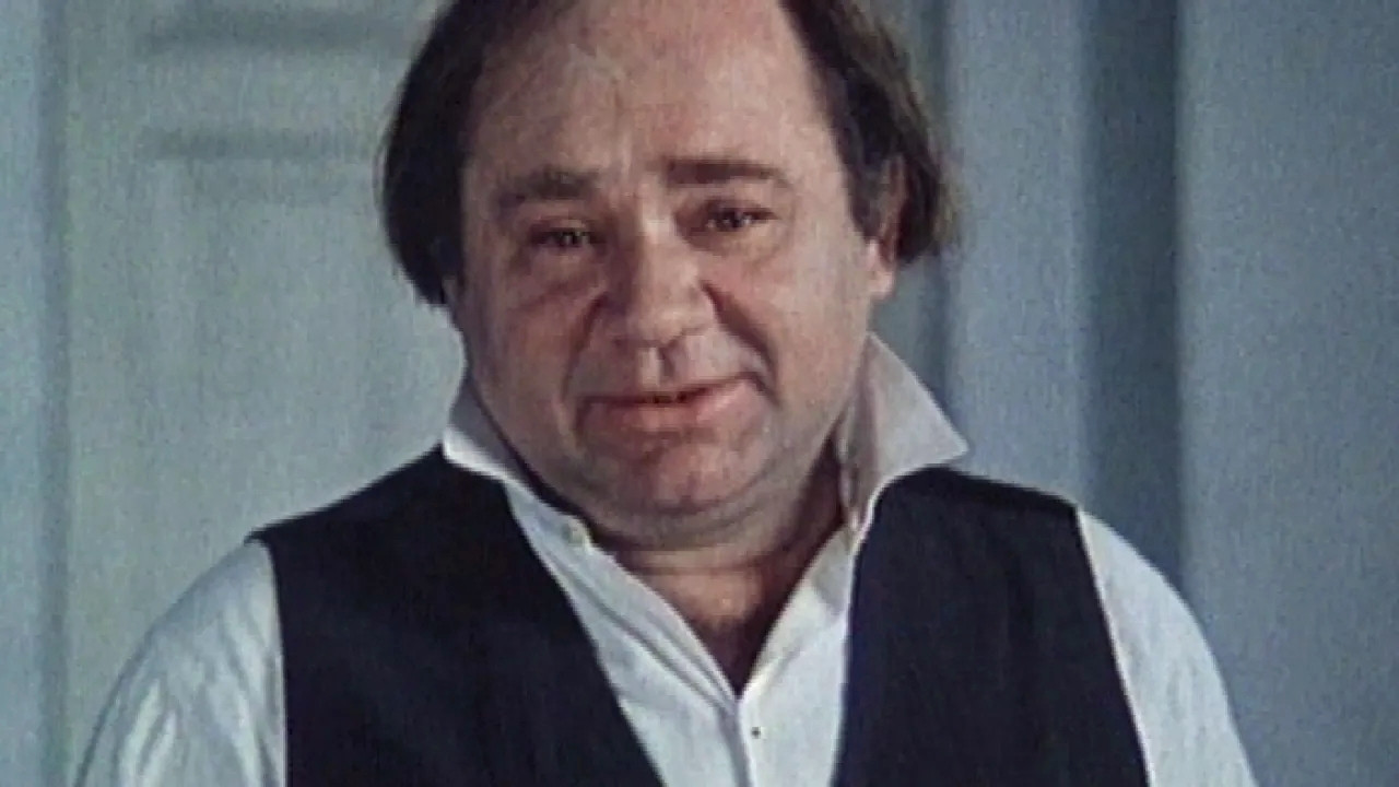 Funny People! backdrop