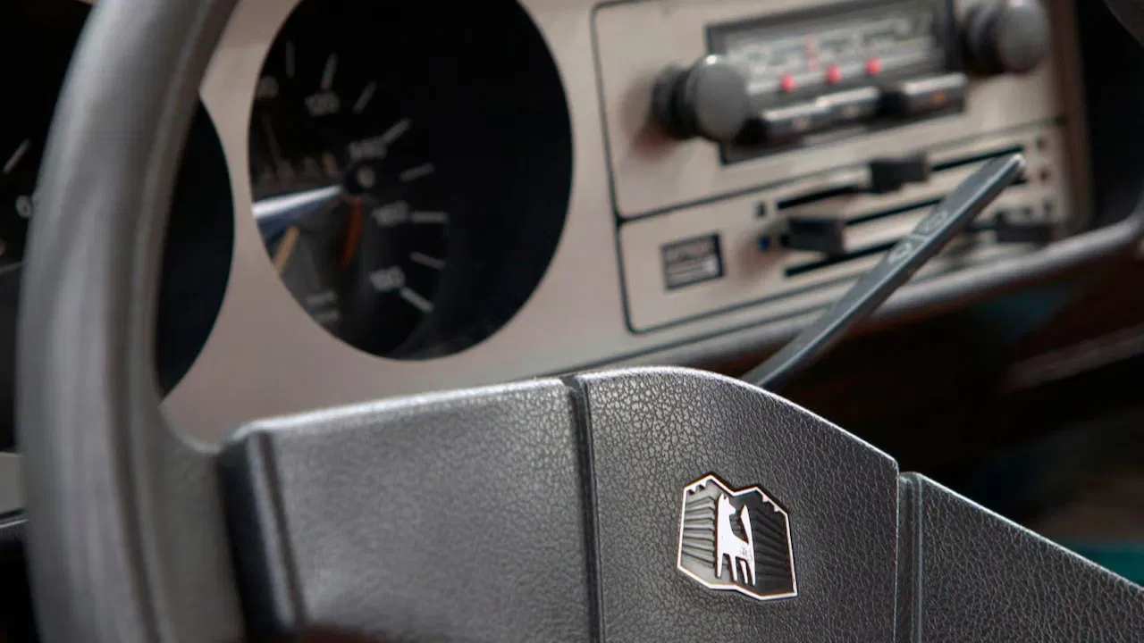 VW Golf - Das Wunder von Wolfsburg backdrop