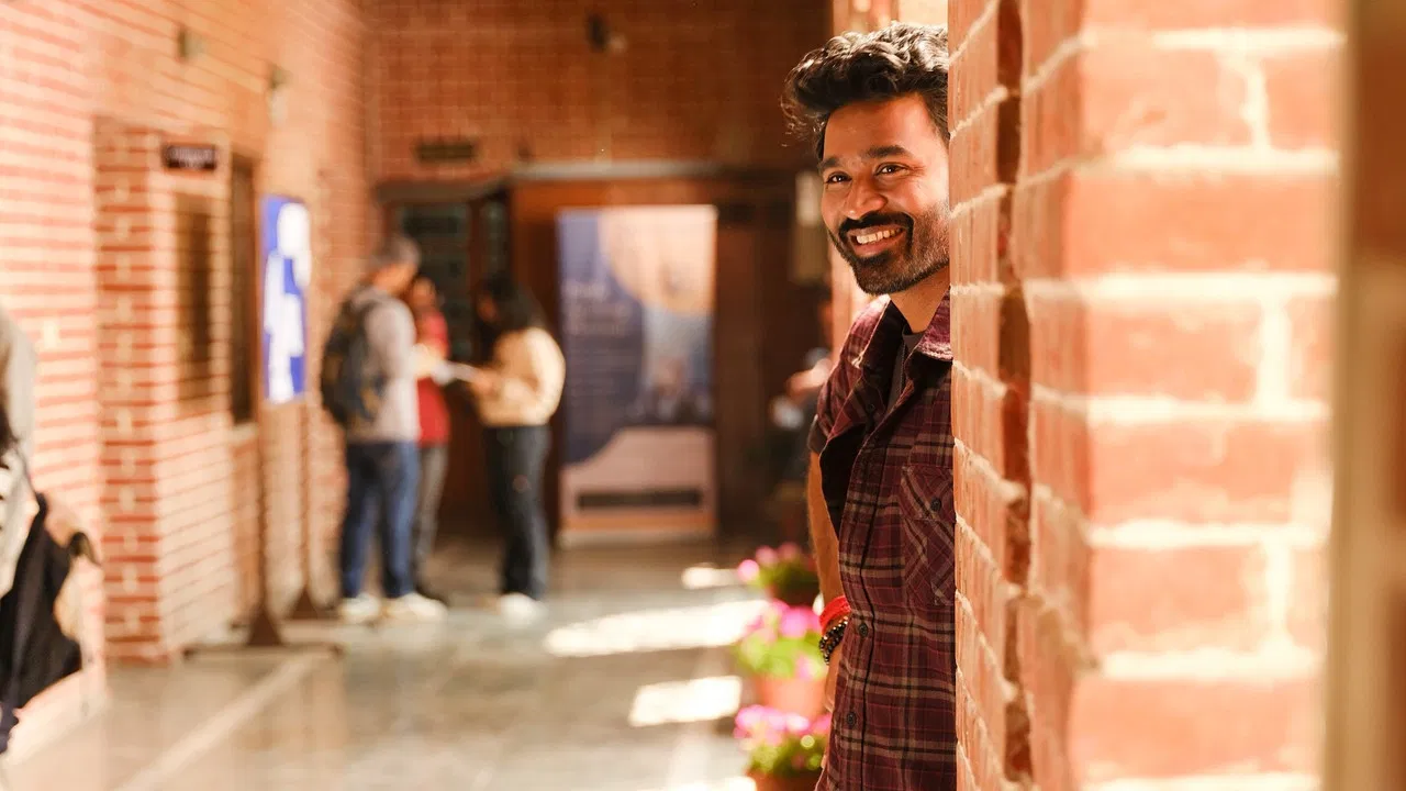 Tere Ishk Mein backdrop