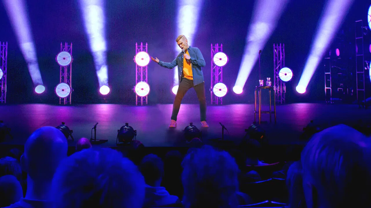 Ari Eldjárn: Pardon My Icelandic backdrop