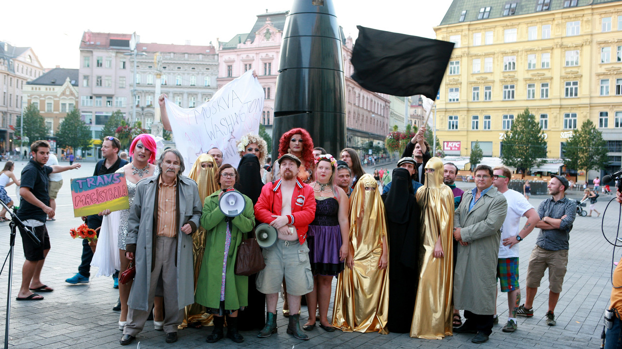 Všechno bude fajn! backdrop