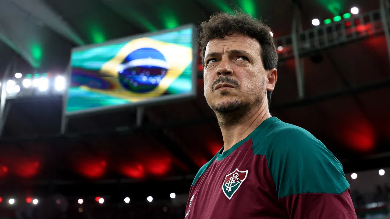 Sonho de Menino, com Fernando Diniz backdrop