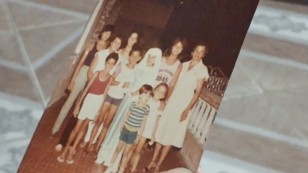 Diniz Galvão backdrop