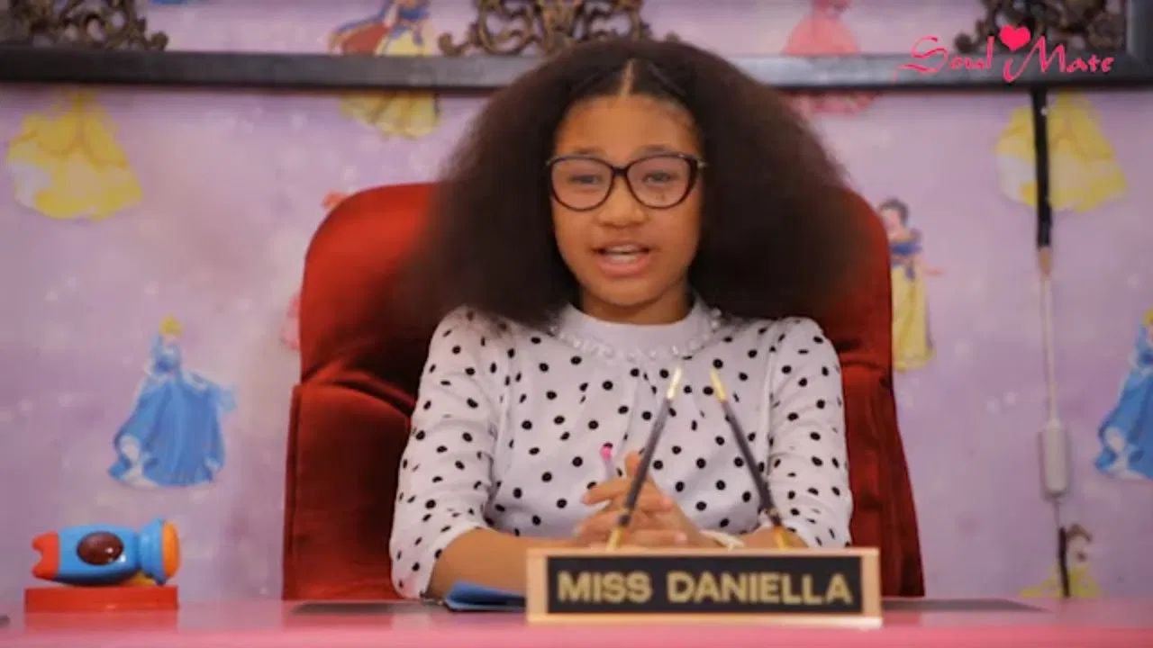 Daniella's Court backdrop