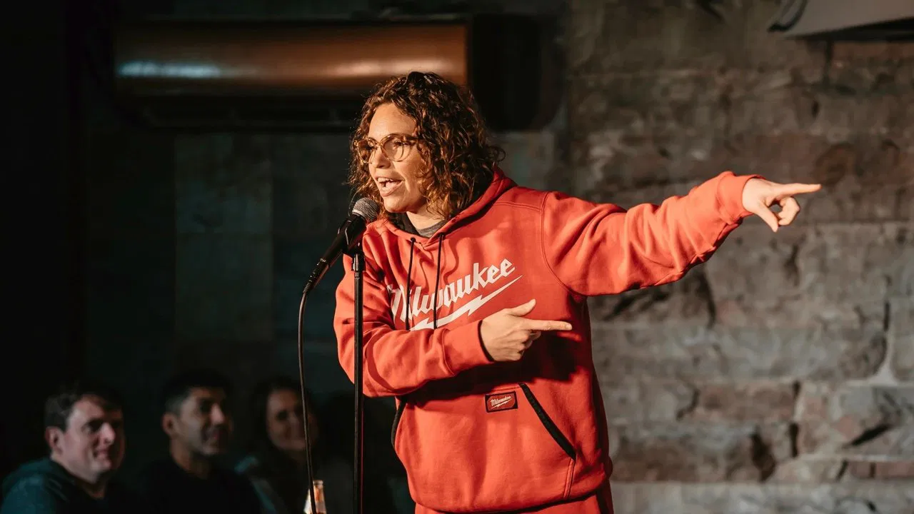 Beth Stelling: The Landlord Special backdrop