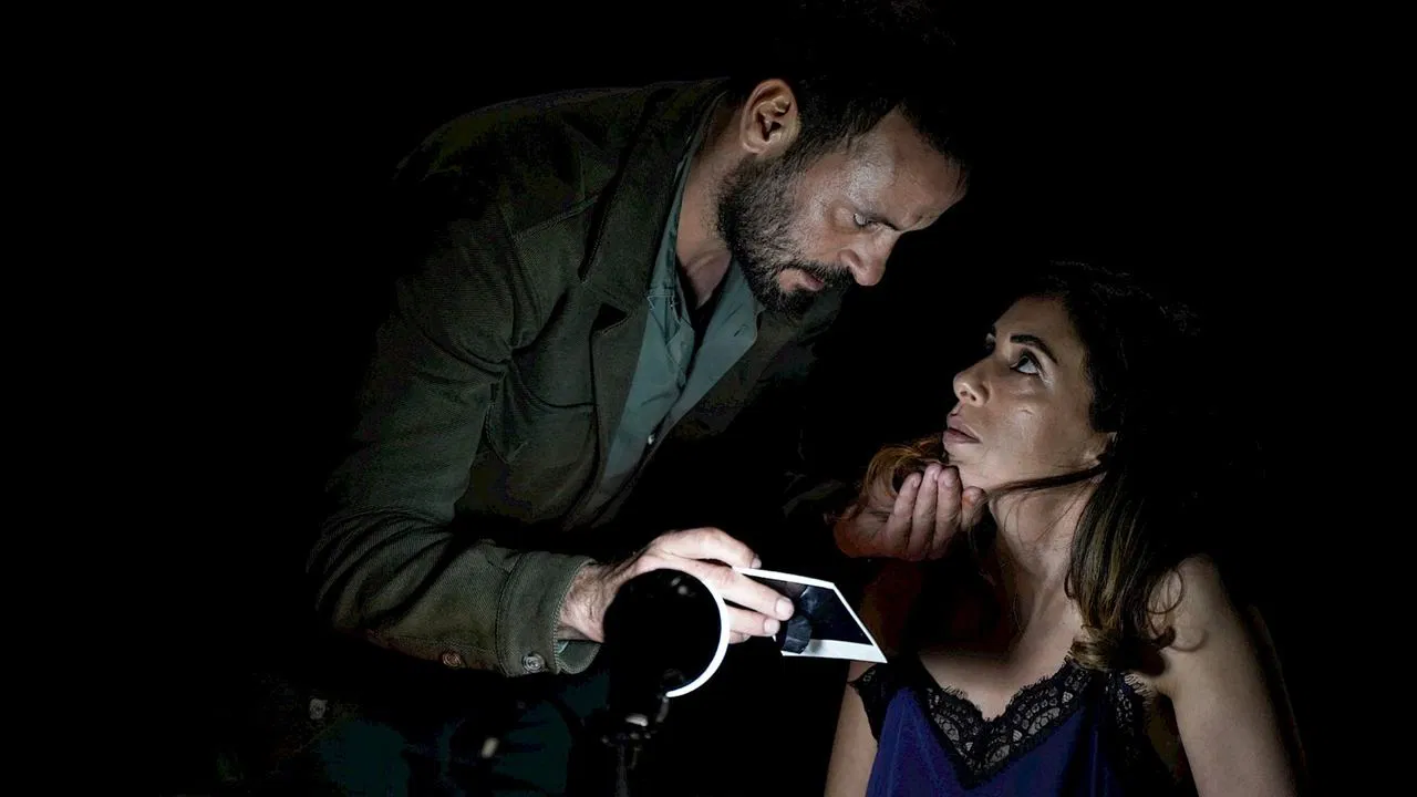 Huda's Salon backdrop