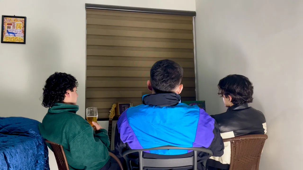 Equinocheve backdrop