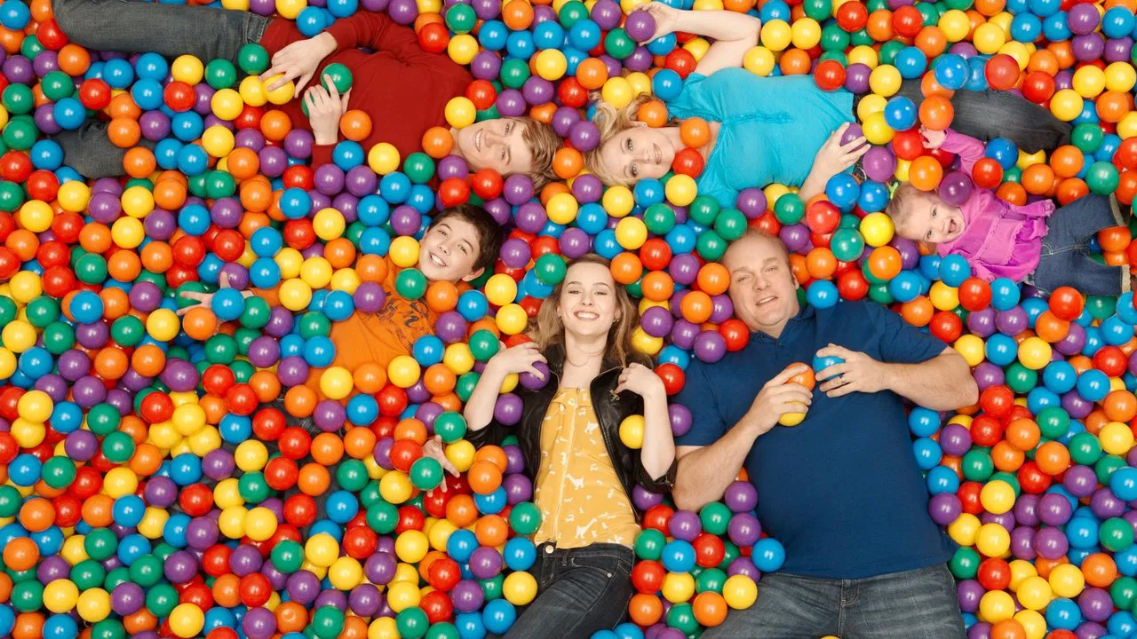 Good Luck Charlie backdrop