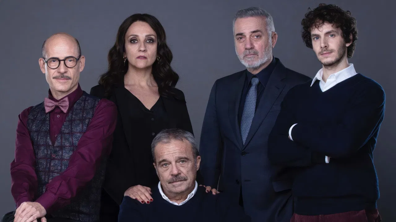 Ari-Cassamortari backdrop