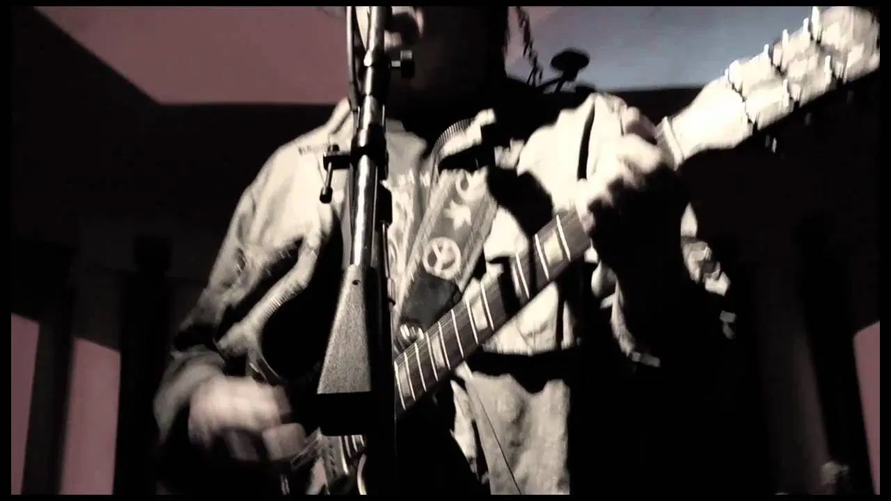 Neil Young - Le Noise backdrop