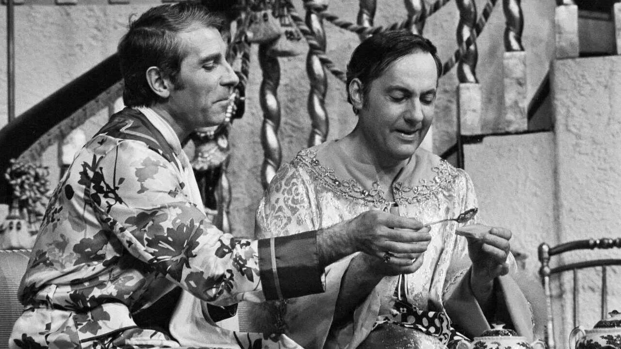 Merci Zaza - La Folle Histoire de la Cage aux Folles backdrop