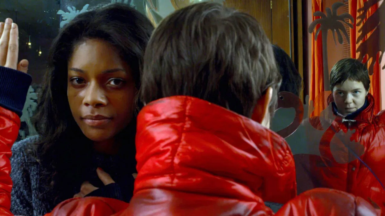 Poppy Shakespeare backdrop