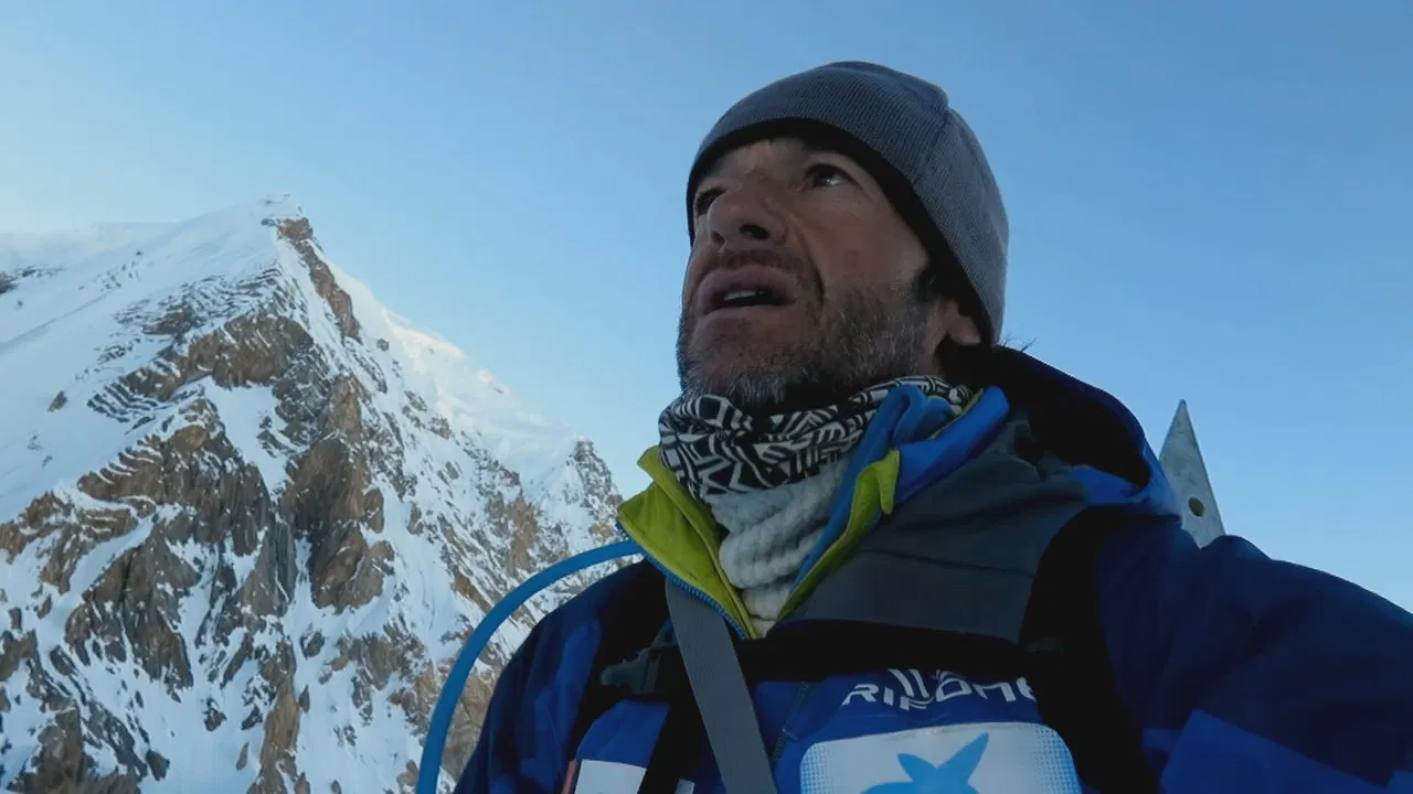 Ferran Latorre. Més enllà dels 8.000 backdrop