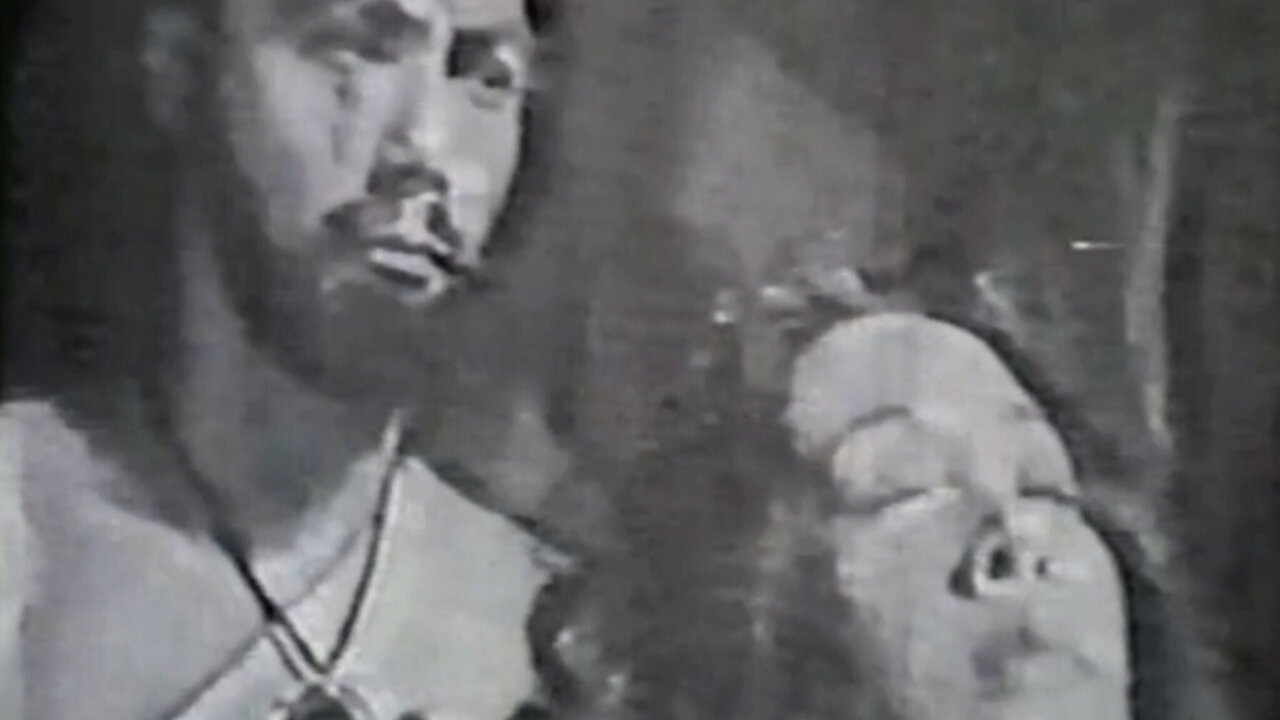 Ang Sawa sa Lumang Simboryo backdrop