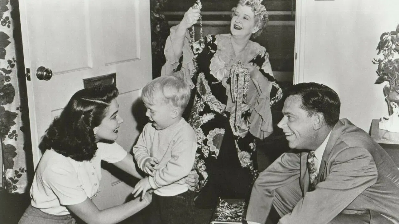 Finders Keepers backdrop