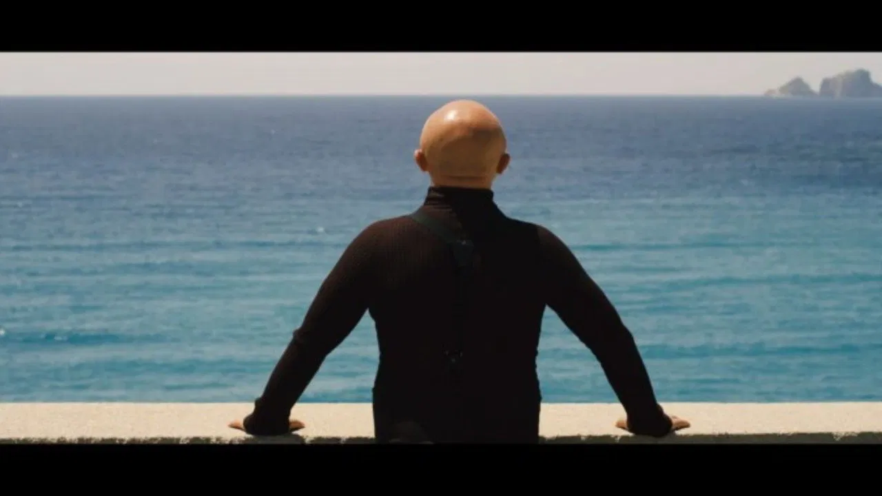 Confinati a Ponza backdrop