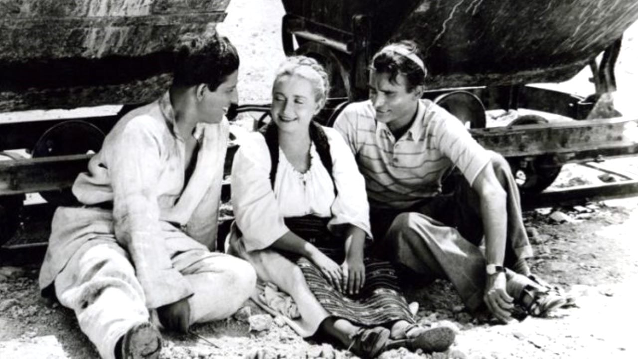 The Valley Resounds backdrop