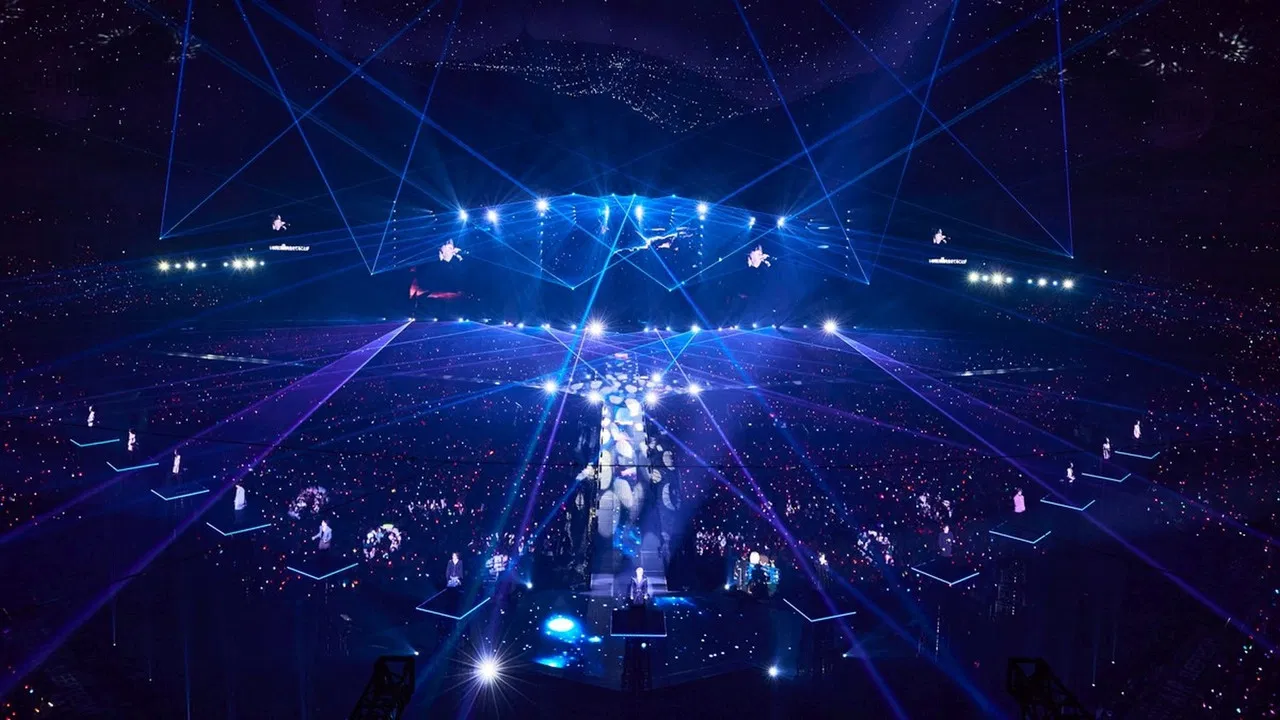 to HEROes 〜TOBE 1st Super Live〜 SPECIAL EDITION backdrop