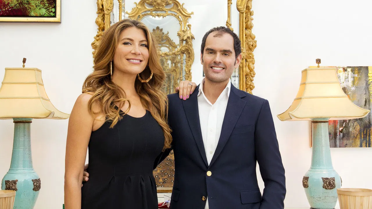 Best Room Wins backdrop