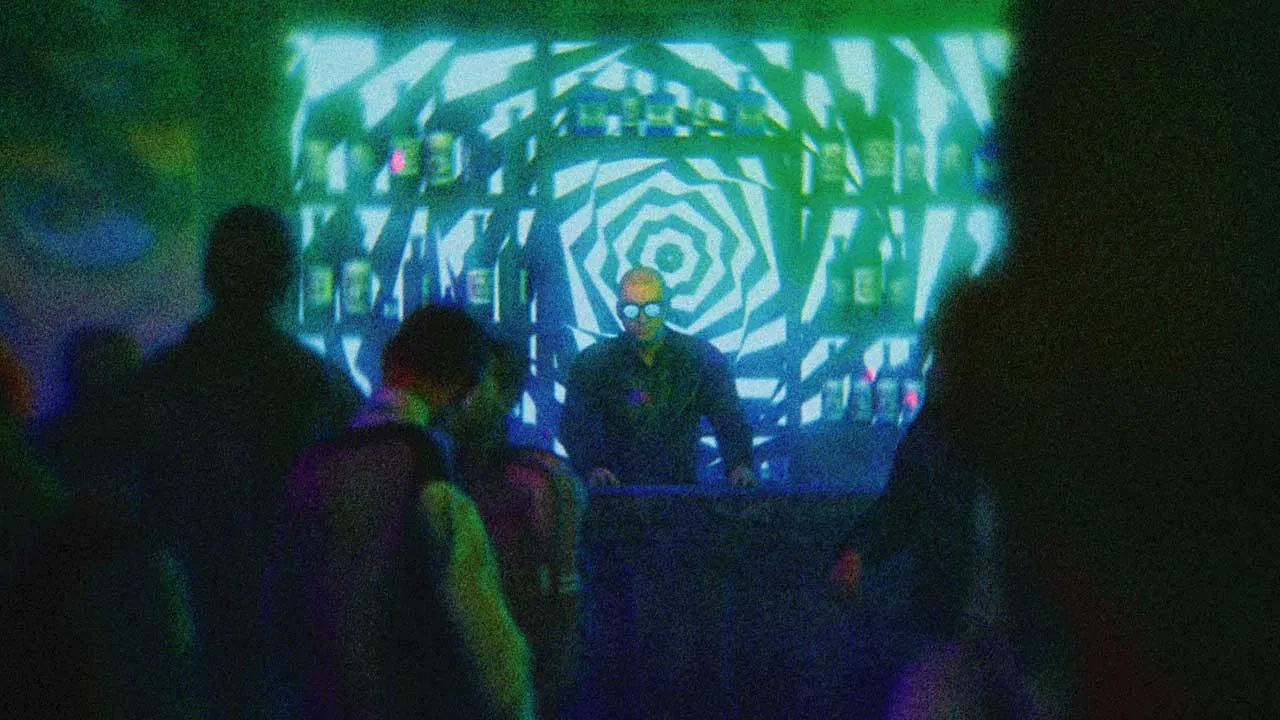 Drizzle in Johnson backdrop