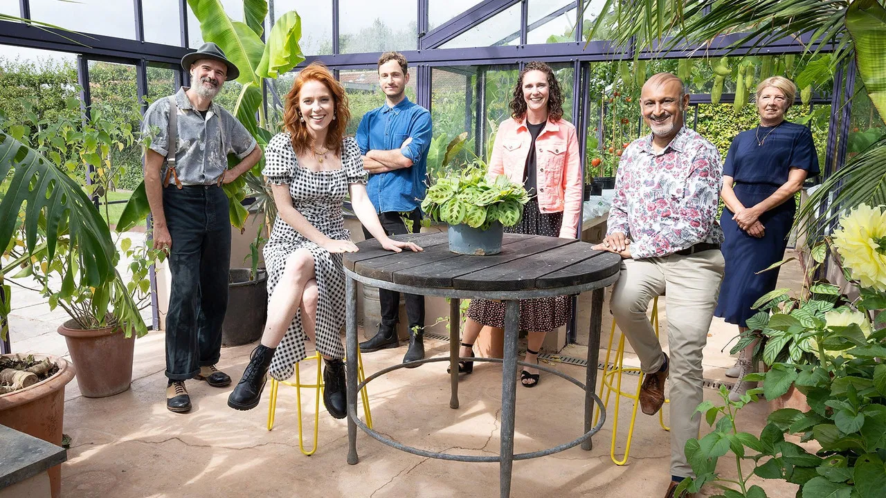 Your Garden Made Perfect backdrop