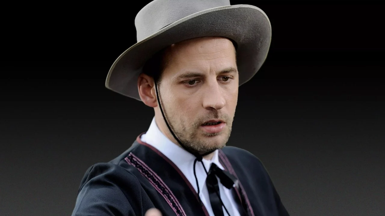 The Not-So-Little Thumbling backdrop