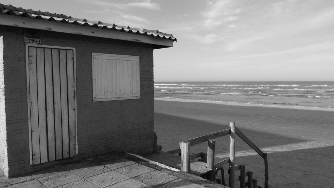 Cidade ao Mar backdrop