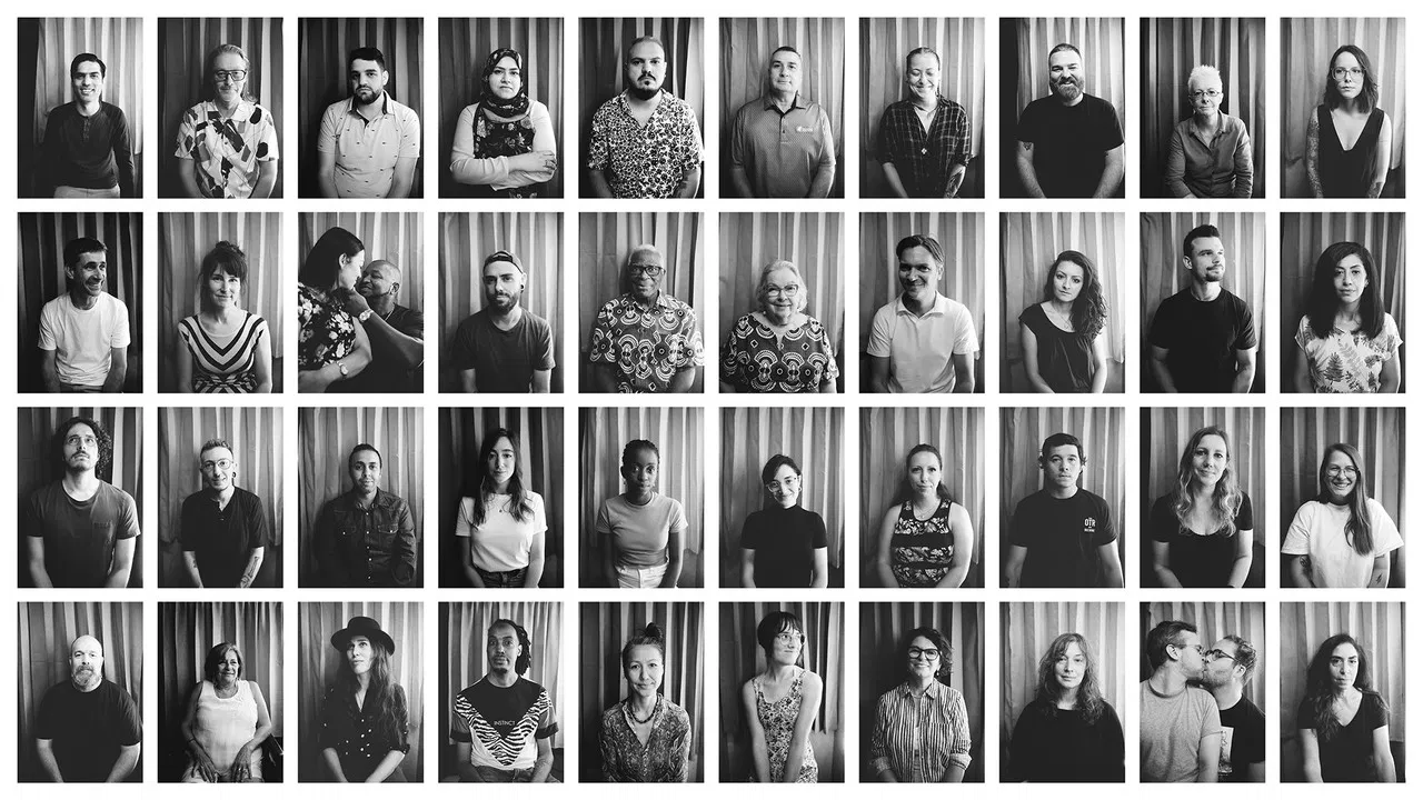 Chroniques de la vie ordinaire backdrop