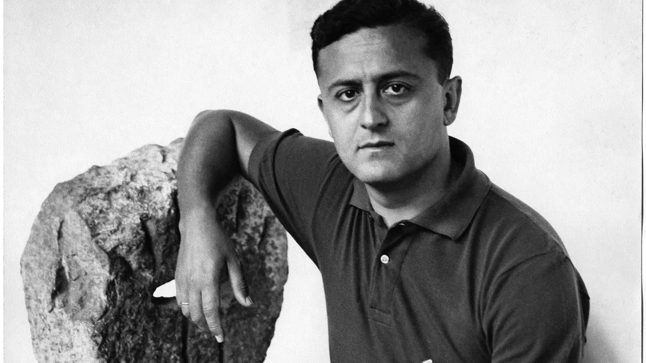 Tiempo de silencio y destrucción backdrop