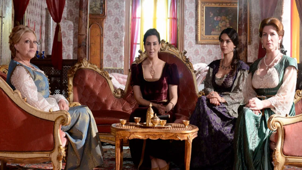 Tej El Hadhra backdrop