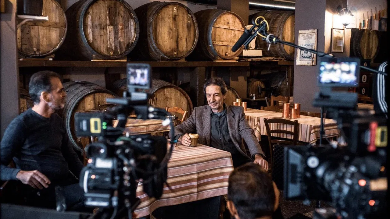 Broken Sound backdrop