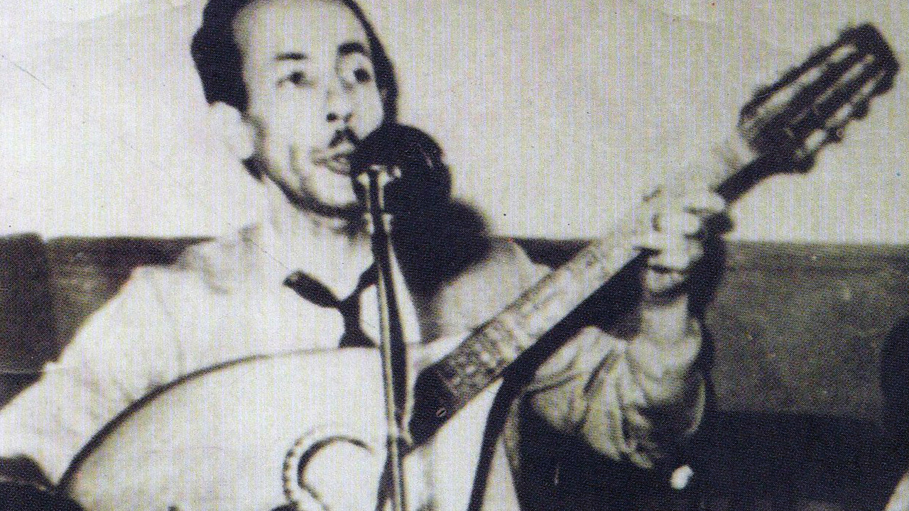 Cheikh El Hasnaoui, from the White House to the Blue Ocean backdrop