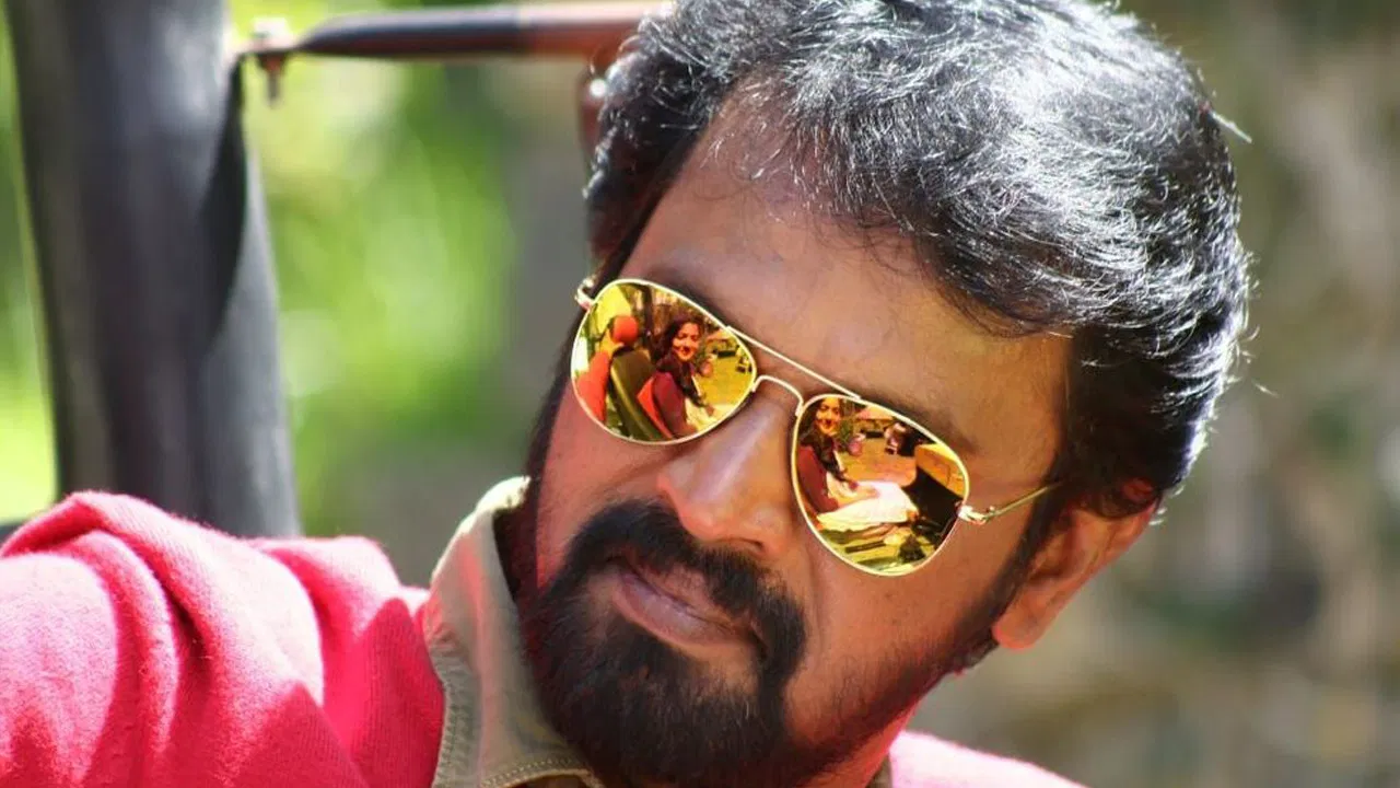 Rajavukku Check backdrop