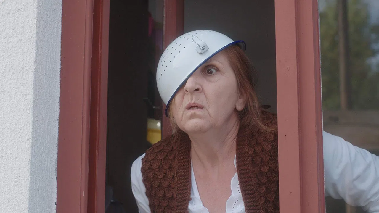 Double Trouble backdrop