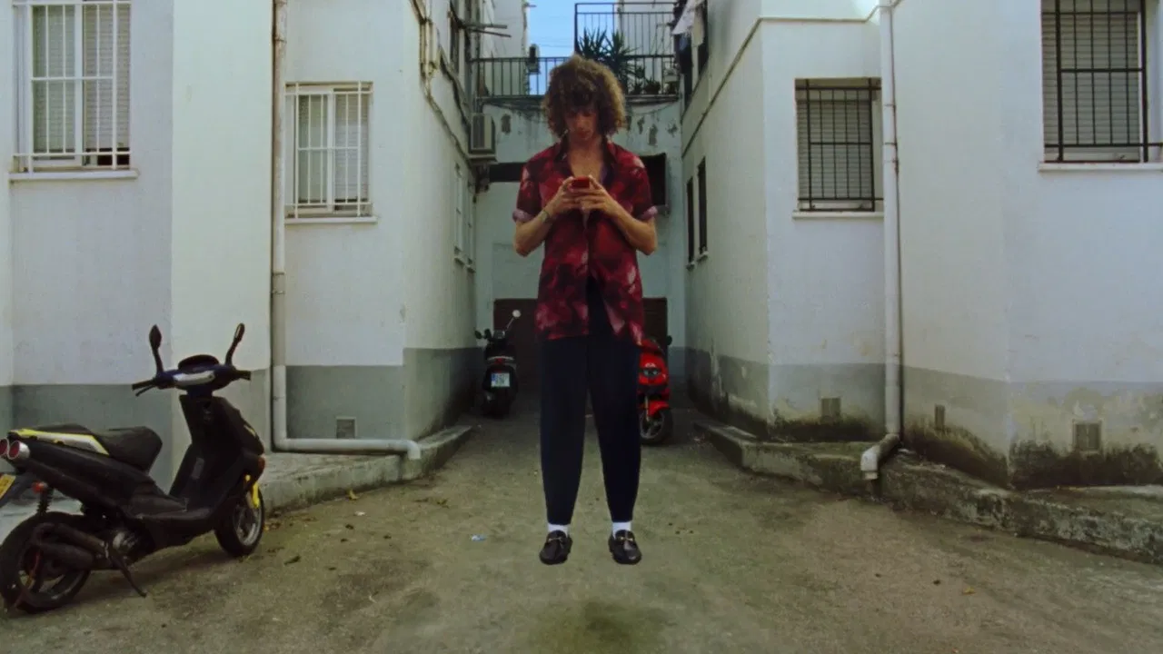 El amor amenazado backdrop