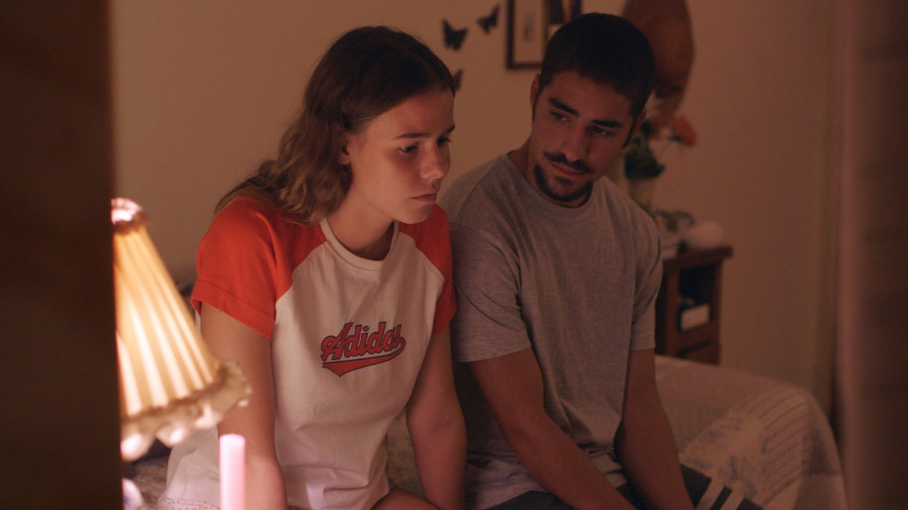 Mariana’s Late backdrop