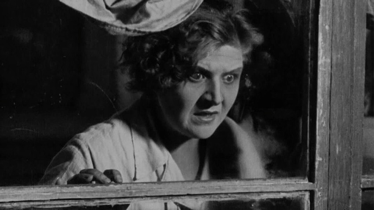 Arrest Warrant backdrop