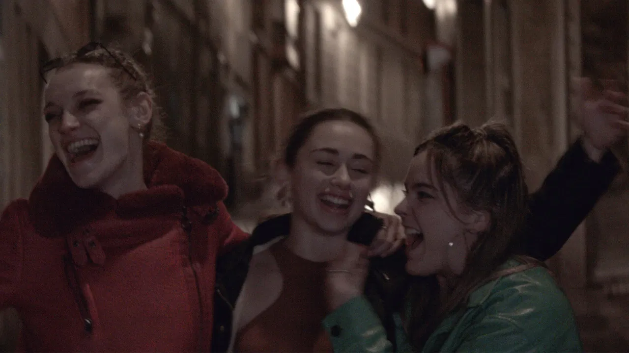 Pim Pam Pum backdrop