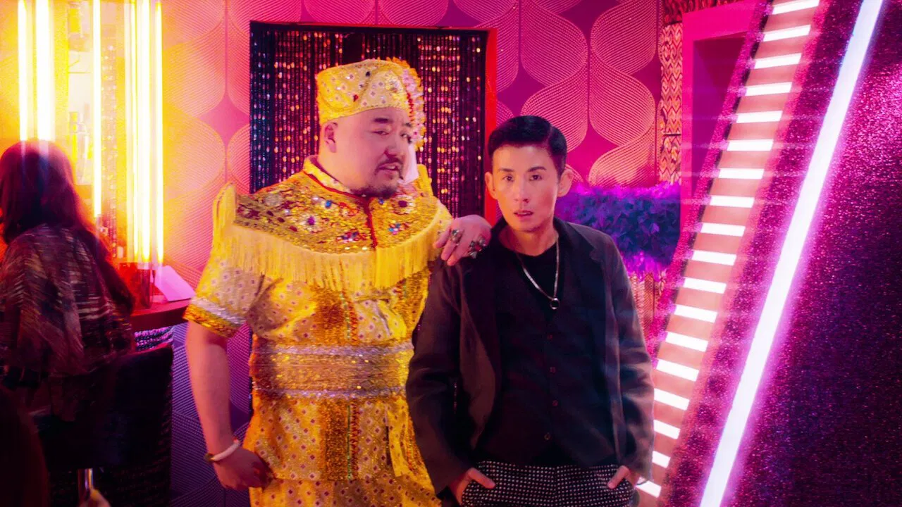 12 Golden Ducks backdrop