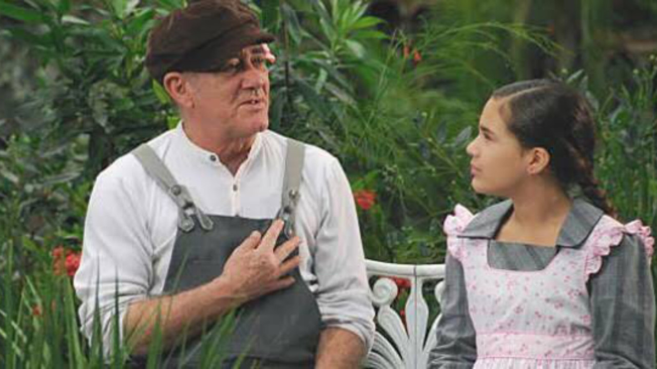 The Warrior Didi and the Ninja Lili backdrop