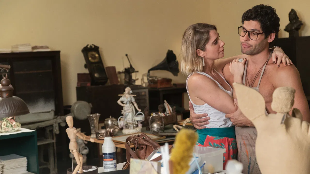 Nunca Fomos Tão Modernos backdrop