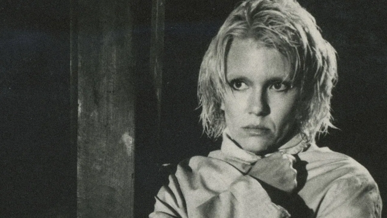 She Must Be Seeing Things backdrop