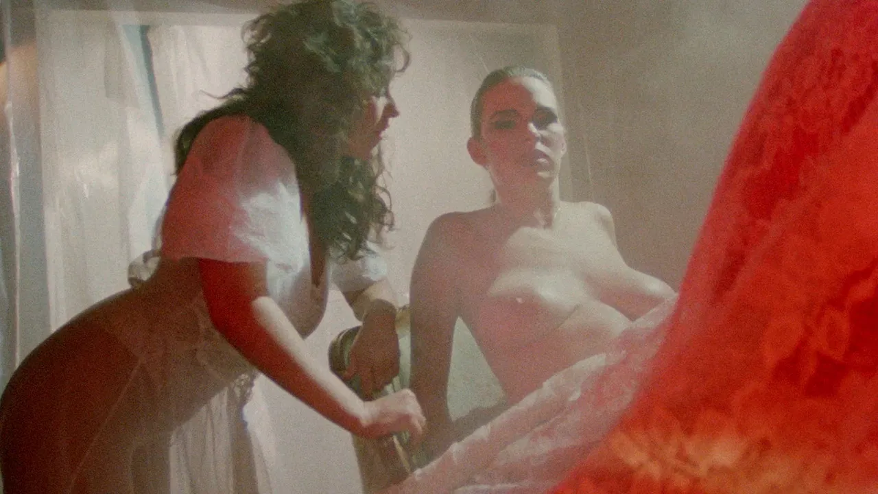 Pretty Peaches 3: The Quest backdrop