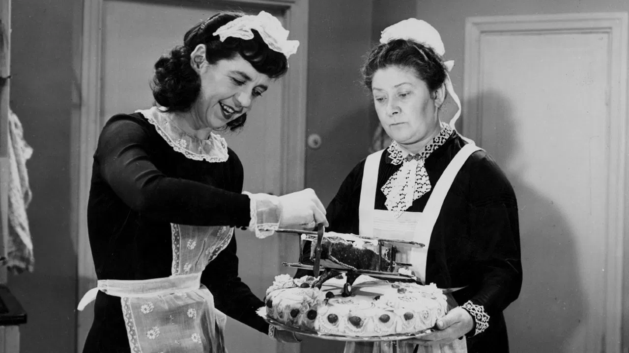 We Home Toilers backdrop