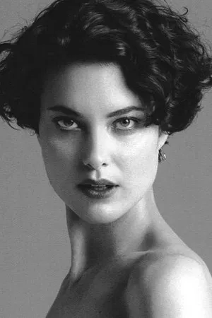 Shalom Harlow photo