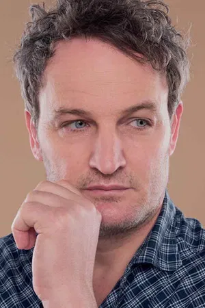 Jason Clarke photo