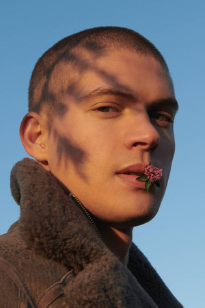 Josha Stradowski photo