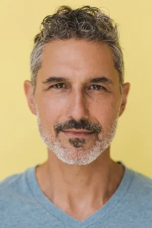 Ethan Zohn photo