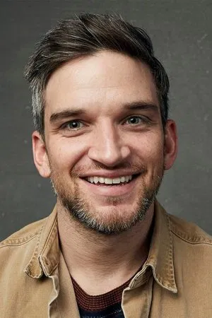 Evan Jonigkeit photo